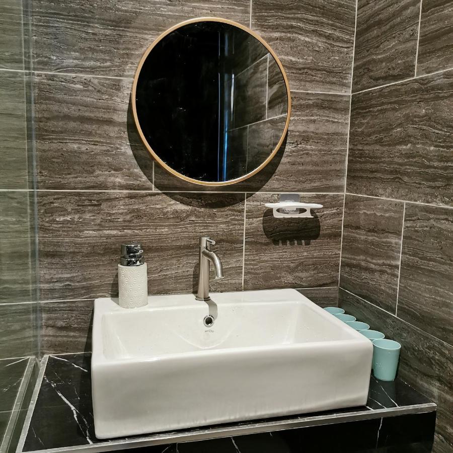 Foresight Hotel Тавау Экстерьер фото